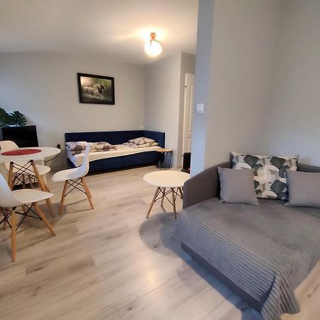 Bed and Breakfast Stajnia Pod Debem Starachowice Esterno foto