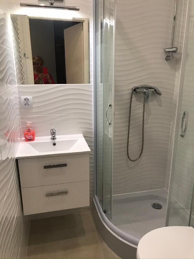Bed and Breakfast Stajnia Pod Debem Starachowice Esterno foto