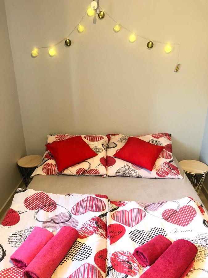 Bed and Breakfast Stajnia Pod Debem Starachowice Esterno foto